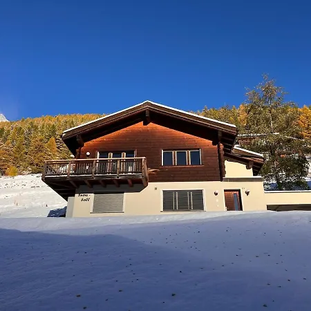 Chalet Snow Ball Panoramic View In The Center Of