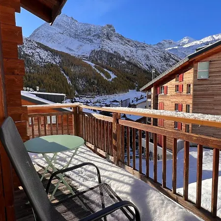 Chalet Snow Ball Panoramic View In The Center Of Saas Fee