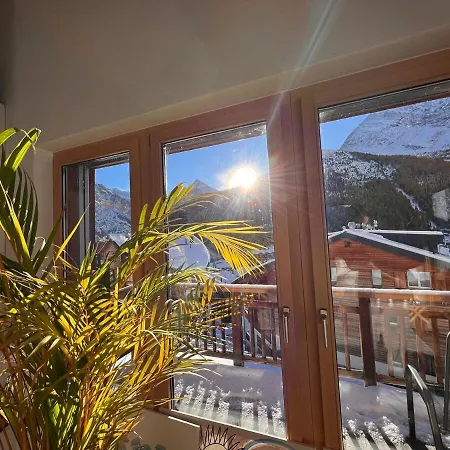 Chalet Snow Ball Panoramic View In The Center Of Saas-Fee